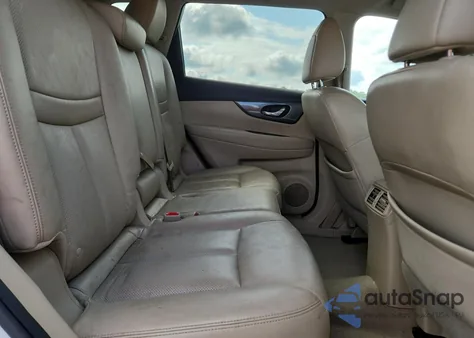 2015 Nissan Rogue S z USA, uszkodzony, nr VIN 5N1AT2MV6FC774544